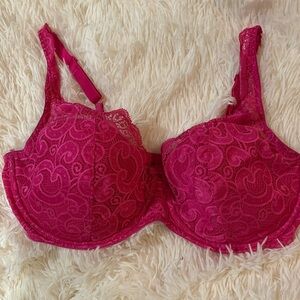 Playtex Hot Pink Bra 38DD Underwire w Lace Covered Cups Lace Accents on Straps